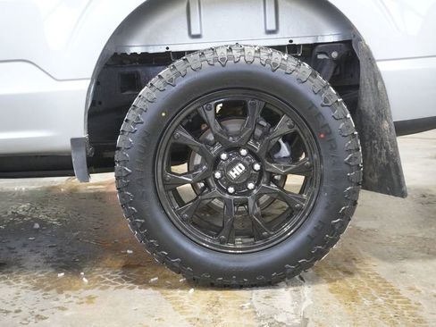 Used 2024 Ford F150 XLT w/ Tow/Haul Package image 6