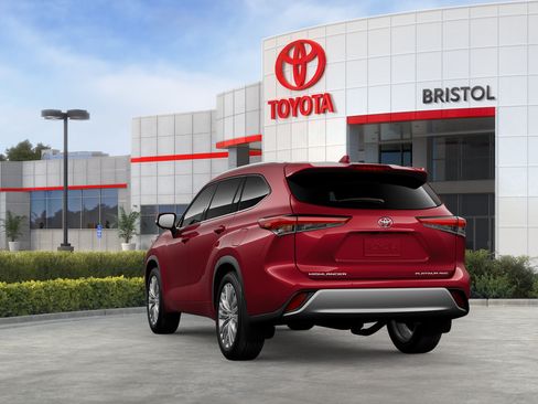 New 2026 Toyota Highlander Platinum AWD/4WD image 24