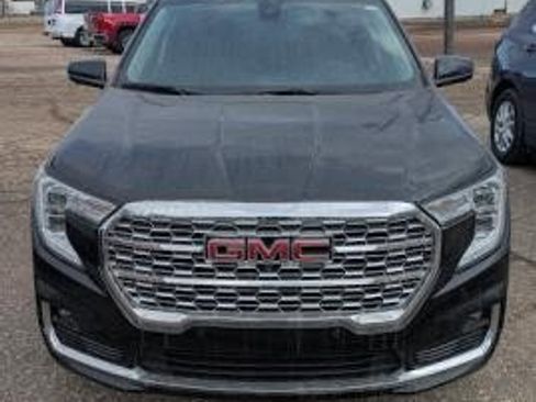 Used 2022 GMC Terrain Denali image 5