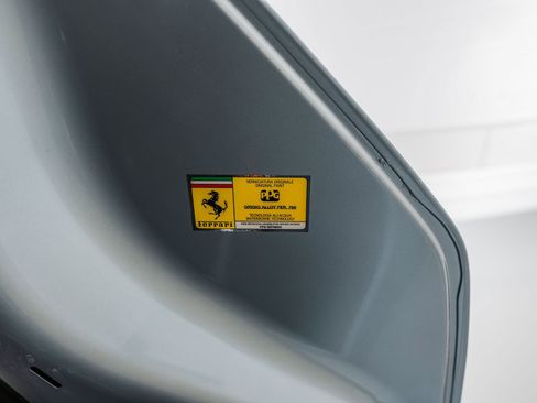 Certified 2022 Ferrari Portofino M image 23