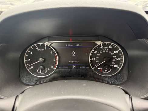 Used 2024 Nissan Altima 2.5 SV FWD image 17