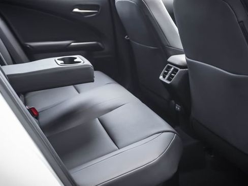 Certified 2025 Lexus UX 300h FWD image 24