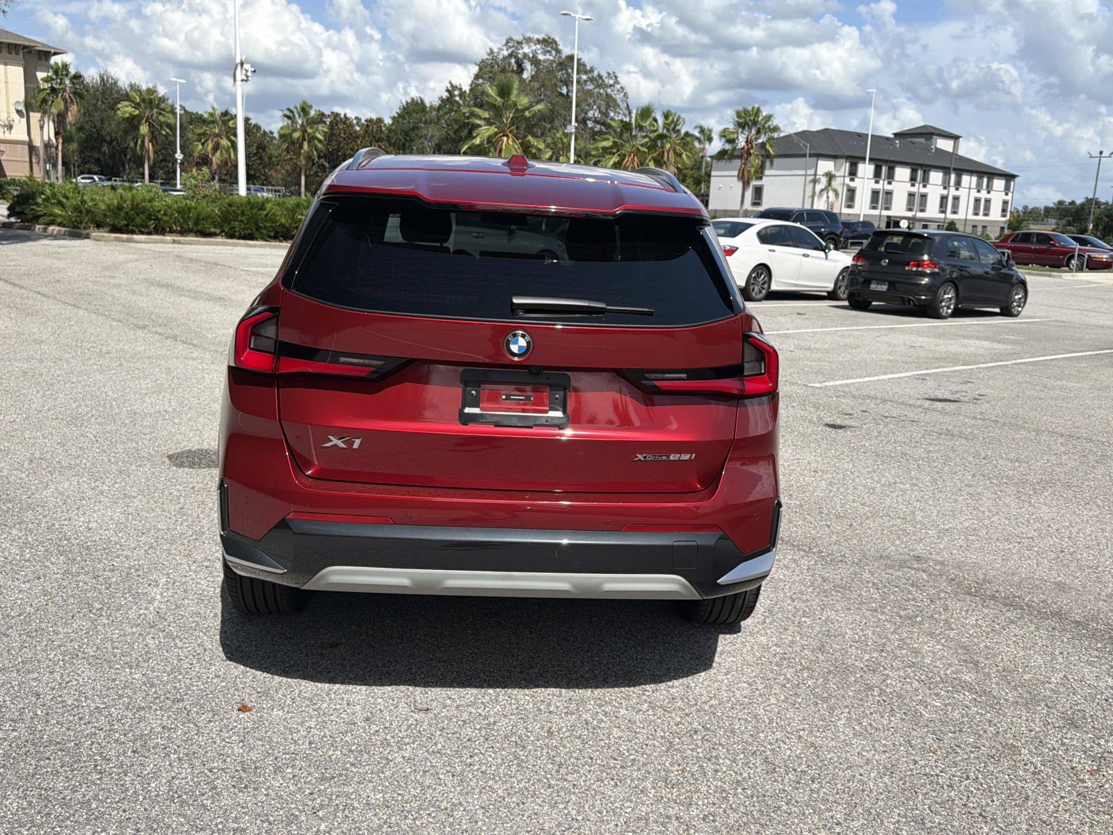 Used 2026 BMW X1 xDrive28i AWD/4WD image 5