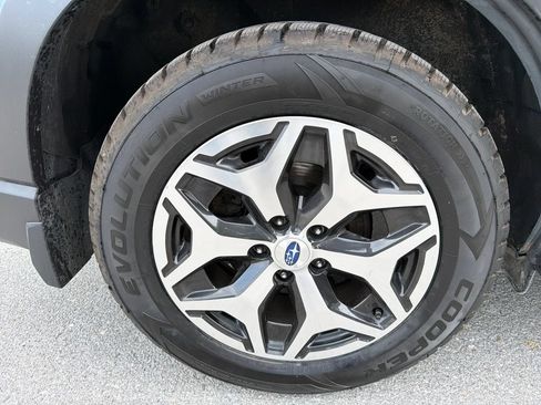 Used 2021 Subaru Forester Premium AWD/4WD image 15