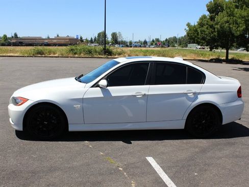 Used 2007 BMW 328i Sedan RWD image 7