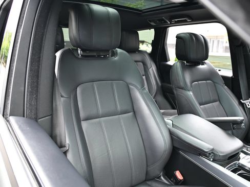 Used 2018 Land Rover Range Rover Sport HSE AWD/4WD image 23
