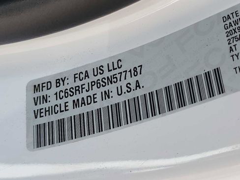 Used 2025 RAM 1500 Laramie image 25