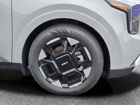 New 2026 Kia Carnival EX image 4