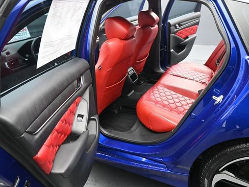 Used 2022 Honda Accord Sport image 16