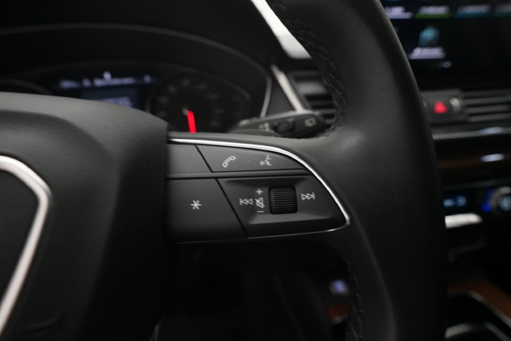 Used 2023 Audi Q5 2.0T Premium AWD/4WD image 21