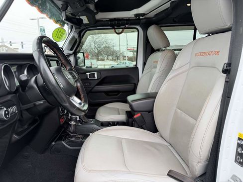 Used 2021 Jeep Gladiator Mojave image 43
