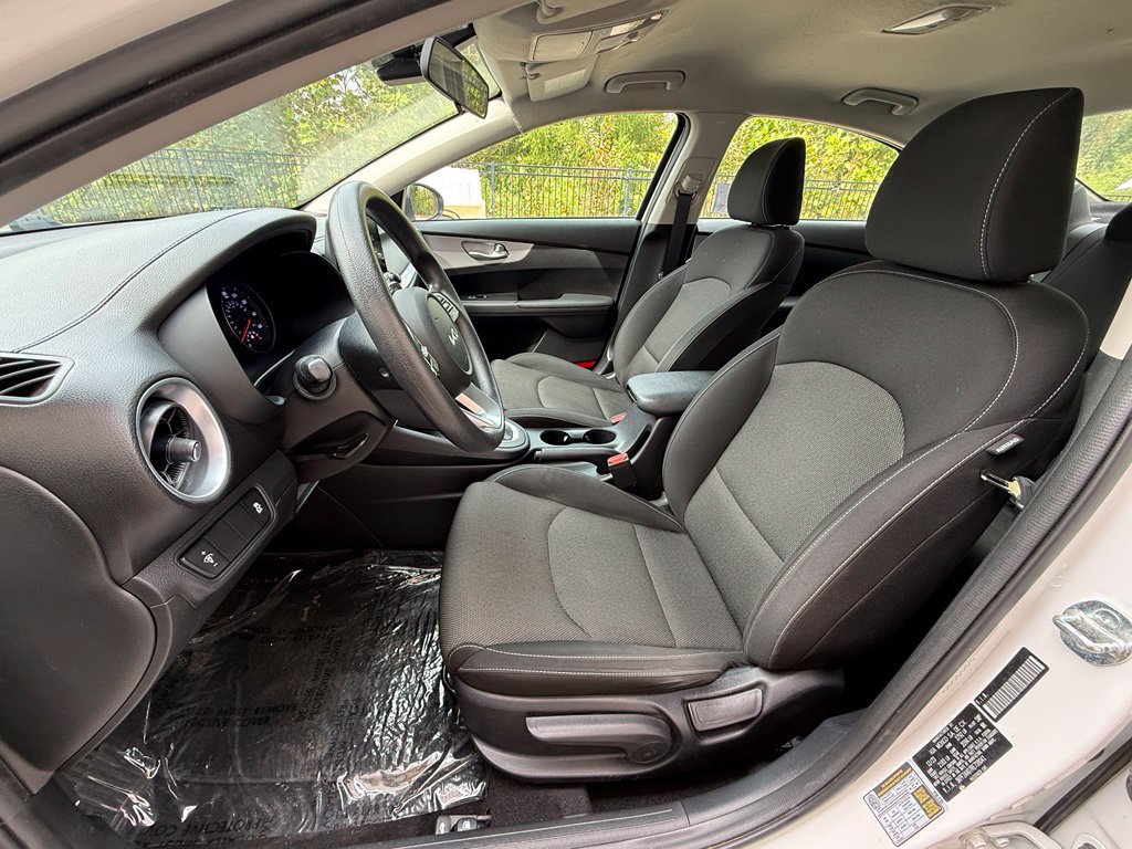Used 2024 Kia Forte LXS FWD image 25