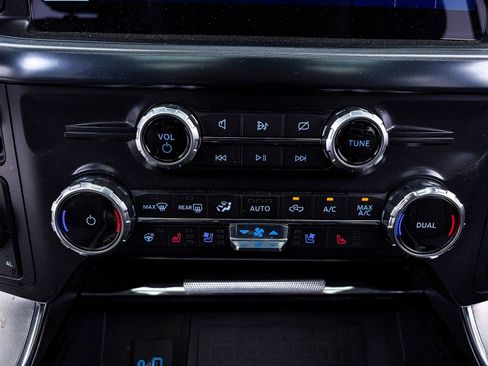 Used 2022 Ford F150 Limited AWD/4WD image 26