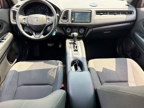 Used 2019 Honda HR-V Sport image 31