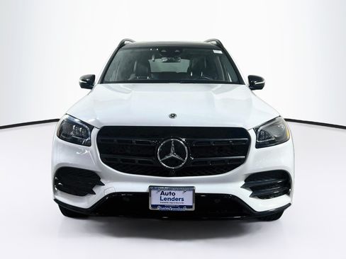 Used 2022 Mercedes-Benz GLS 450 4MATIC image 2