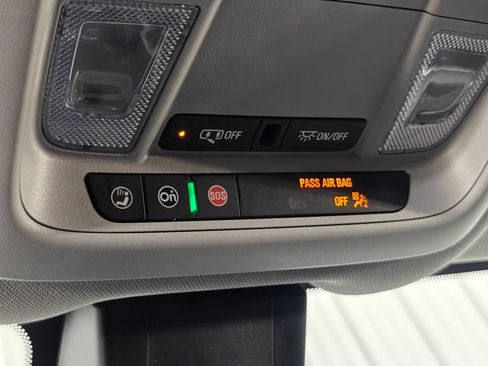 Used 2023 Chevrolet Equinox LT FWD image 8