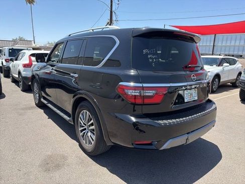 Used 2024 Nissan Armada SL w/ Captain's Chairs Package RWD image 4