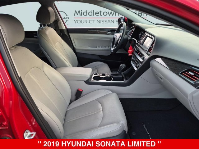 Used 2019 Hyundai Sonata Limited FWD image 37