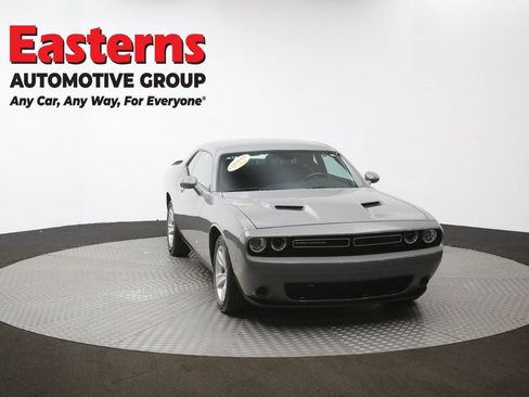 Used 2023 Dodge Challenger SXT RWD image 50