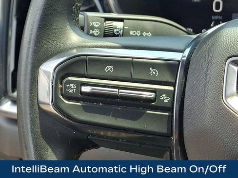 Used 2024 GMC Canyon AT4 w/ Canyon Safety Plus Package AWD/4WD image 7