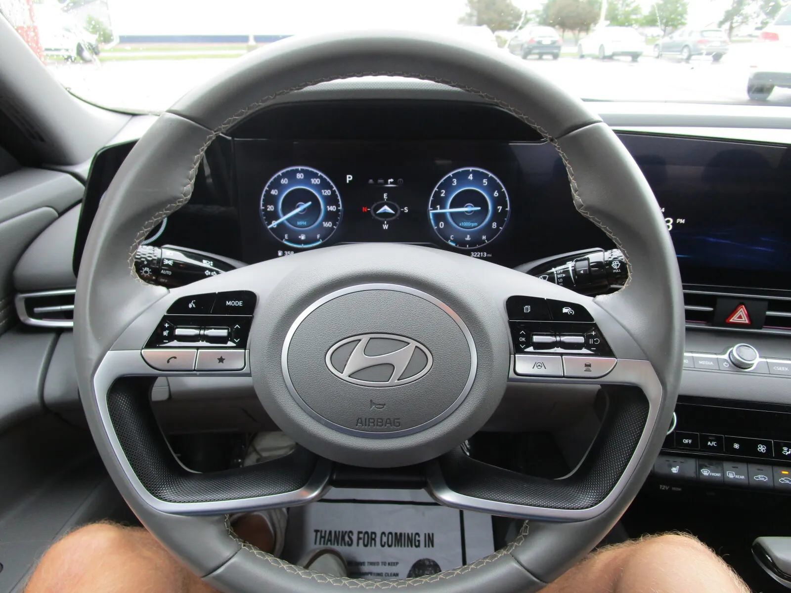 Used 2025 Hyundai Elantra SEL FWD image 10