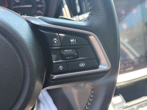 Used 2025 Subaru Outback Premium AWD/4WD image 16