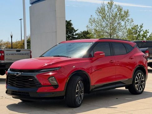 Used 2023 Chevrolet Blazer RS FWD image 8