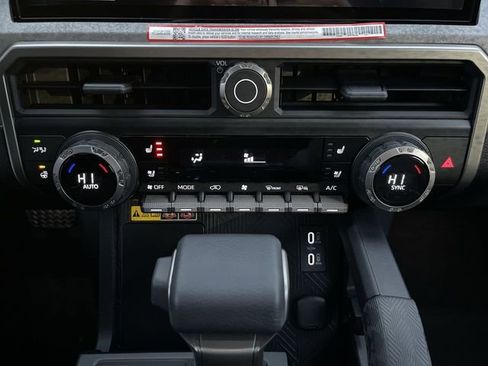 New 2025 Toyota 4Runner Trailhunter image 10