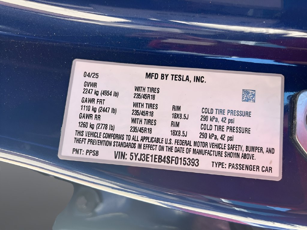 Used 2025 Tesla Model 3 Long Range AWD/4WD image 34