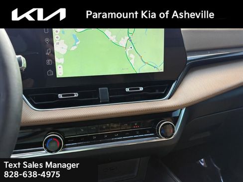 Used 2025 Chevrolet Equinox ACTIV w/ Safety and Technology Package image 9