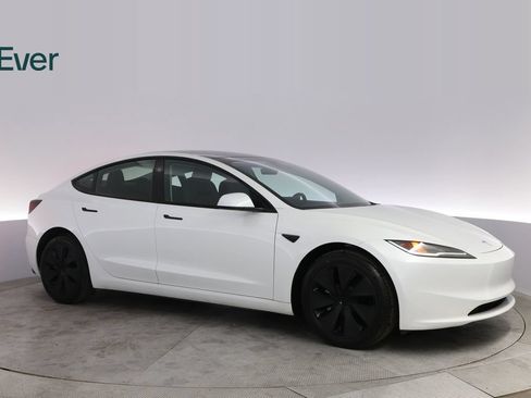 Used 2025 Tesla Model 3 Long Range AWD/4WD image 14