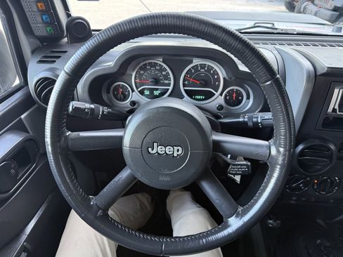 Used 2008 Jeep Wrangler Rubicon w/ PWR Convenience Group image 17