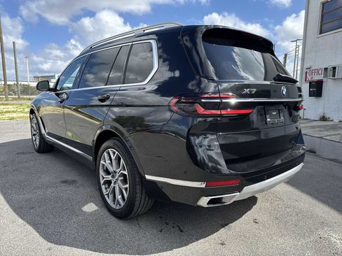 Used 2023 BMW X7 xDrive40i w/ Executive Package image 4