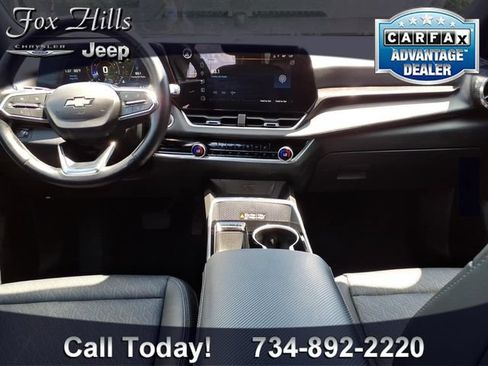 Used 2025 Chevrolet Equinox LT w/ Convenience Package II AWD/4WD image 12
