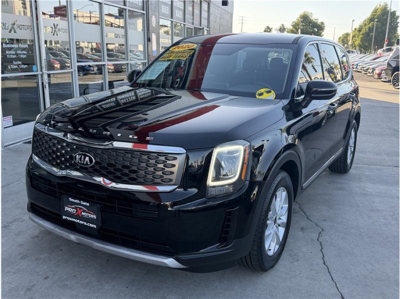 Used 2020 Kia Telluride LX FWD image 3