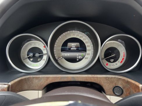 Used 2014 Mercedes-Benz E 350 4MATIC Sedan w/ Premium 1 Package image 20