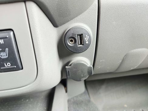 Used 2020 Nissan Frontier SV RWD image 31