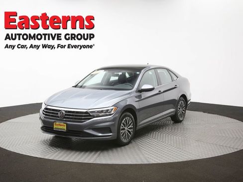 Used 2020 Volkswagen Jetta SE w/ SE Cold Weather Package image 57