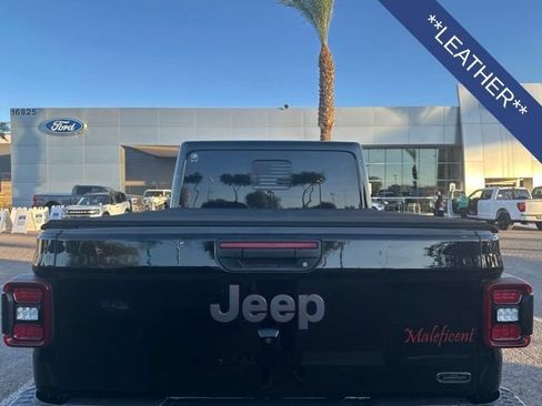 Used 2020 Jeep Gladiator Rubicon AWD/4WD image 5