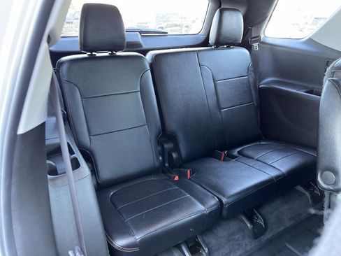 Used 2019 Chevrolet Traverse LT w/ LPO, Floor Liner Package image 43