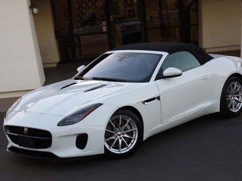 Used 2020 Jaguar F-TYPE Convertible image 58