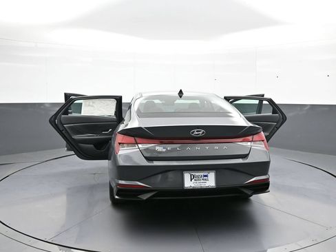 Certified 2023 Hyundai Elantra SEL FWD image 46