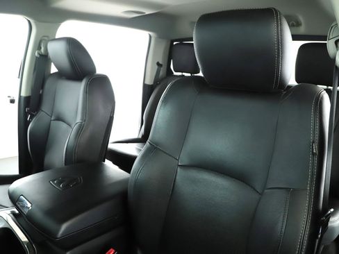 Used 2016 RAM 1500 Sport w/ Black Ram 1500 Sport Group AWD/4WD image 4