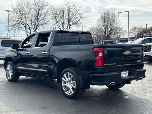 Certified 2025 Chevrolet Silverado 1500 High Country w/ High Country Premium Package AWD/4WD image 8