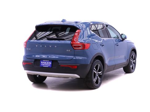 Certified 2024 Volvo XC40 B5 Core image 8