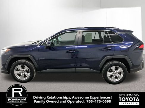 Used 2022 Toyota RAV4 XLE AWD/4WD image 3