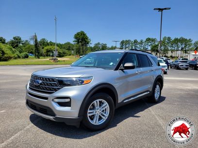 Certified 2023 Ford Explorer XLT w/ Equipment Group 202A