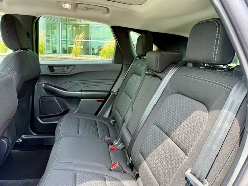 New 2025 Ford Escape Active image 10