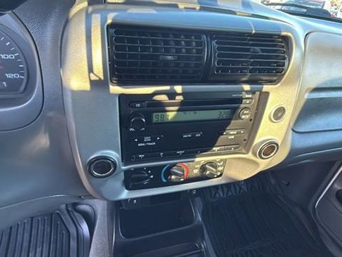 Used 2010 Ford Ranger XLT image 15