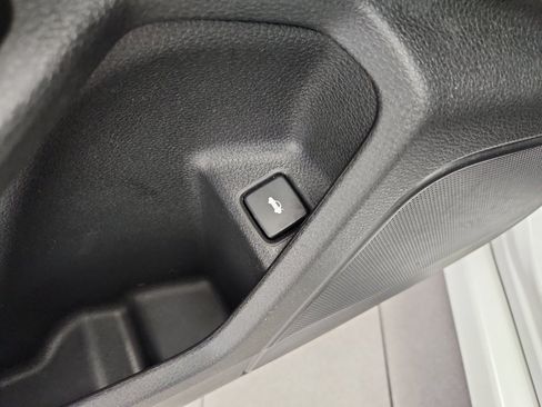 Used 2019 Honda Civic LX image 10